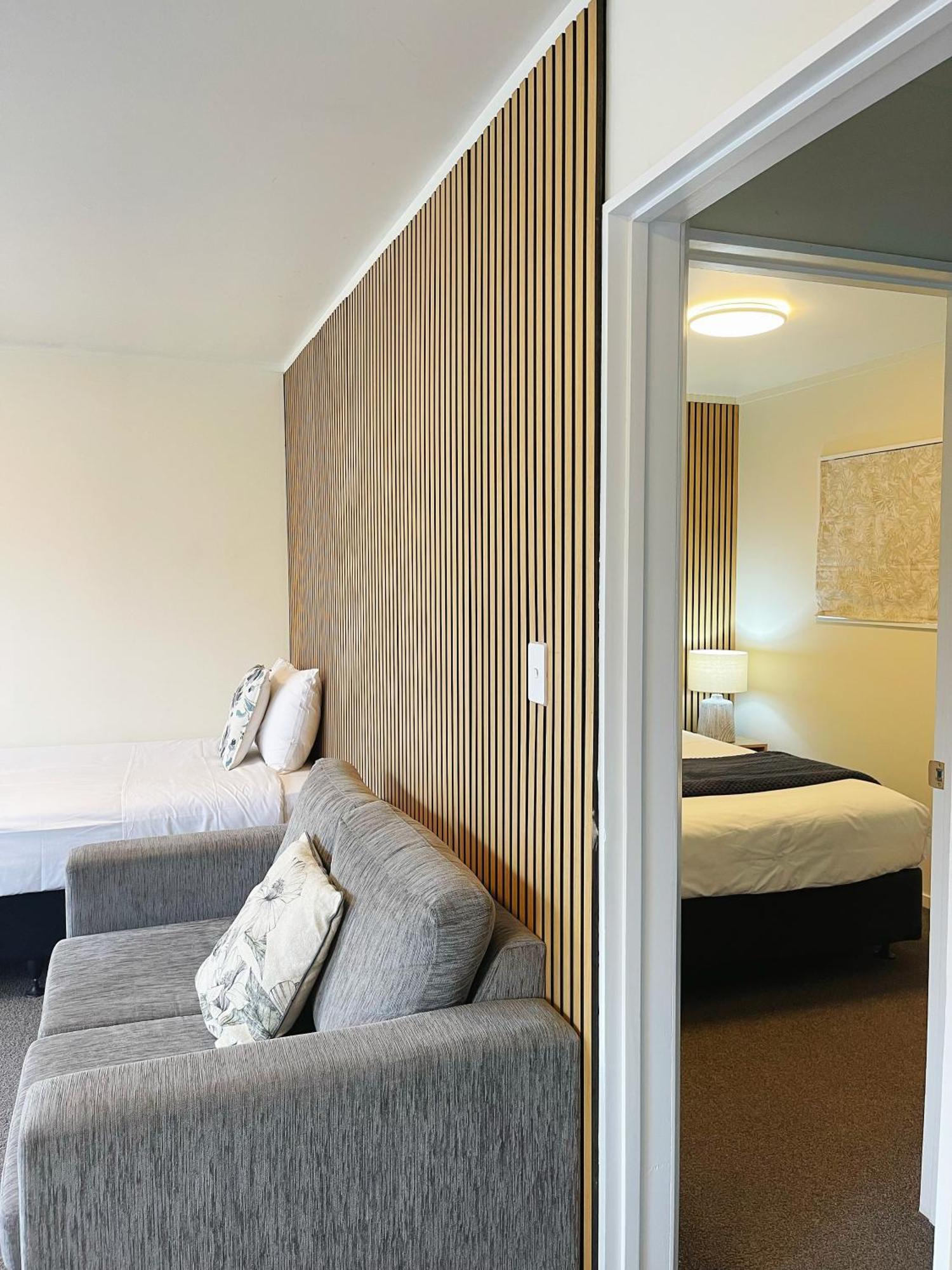 Summer Inn Motel Orewa Exterior photo