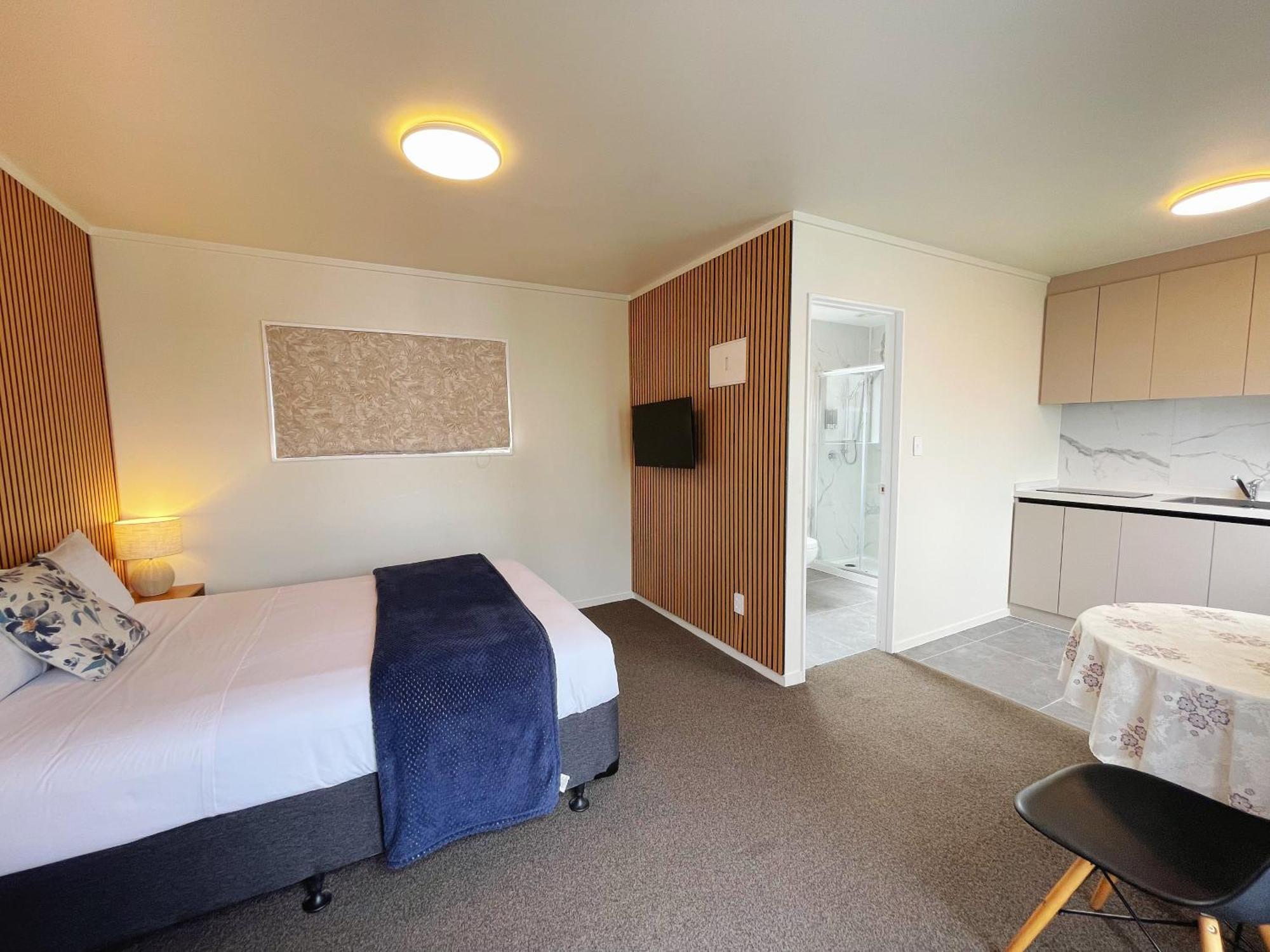 Summer Inn Motel Orewa Exterior photo